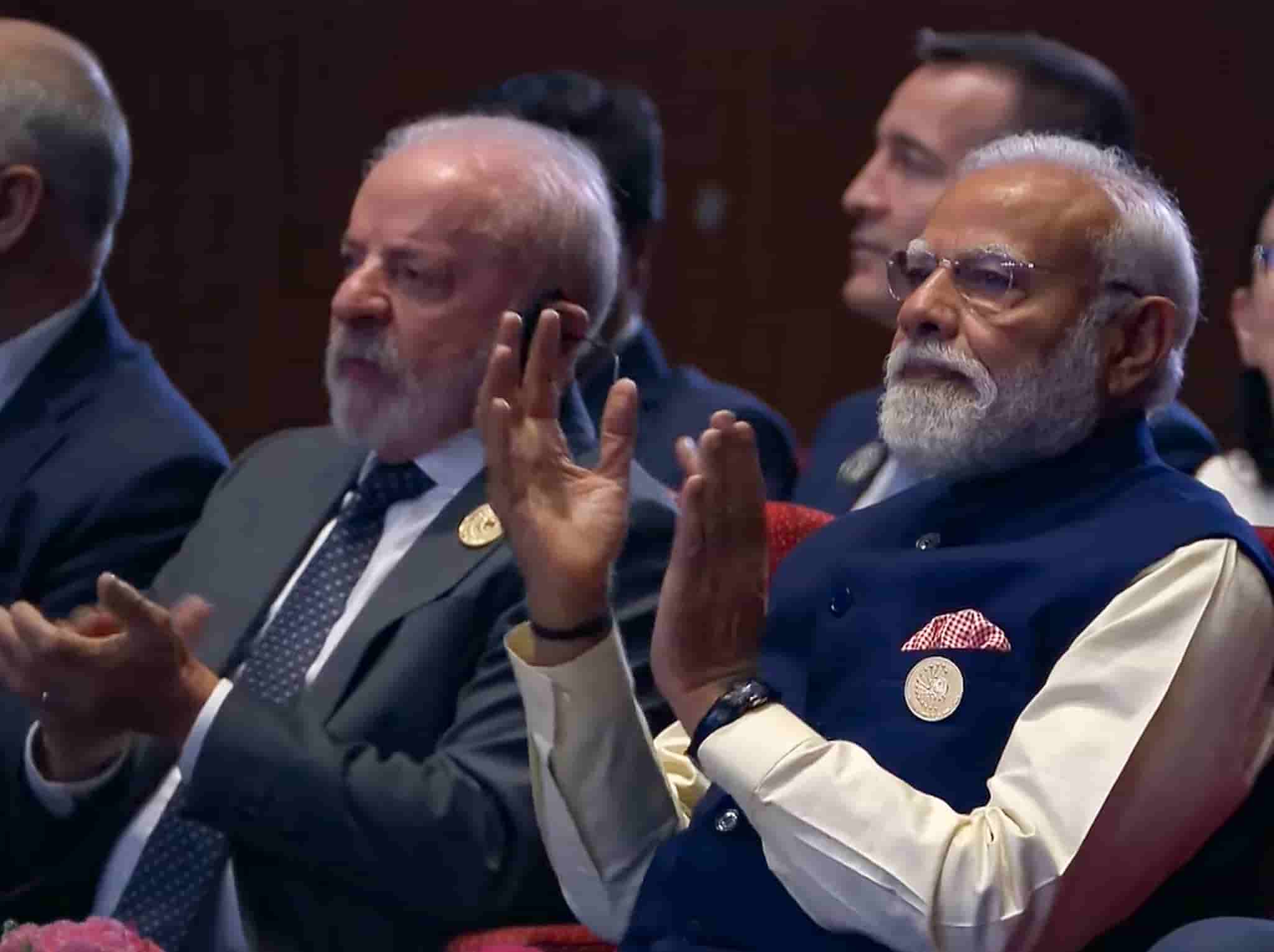 Prime Minister Narendra Modi with Brazil President Luiz Inácio Lula da Silva